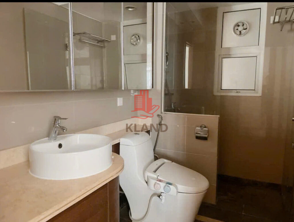 Cho thuê căn hộ 3 phòng ngủ Saigon Pearl Ruby 2 – 135m² chỉ 35 triệu/tháng, bao phí quản lý!